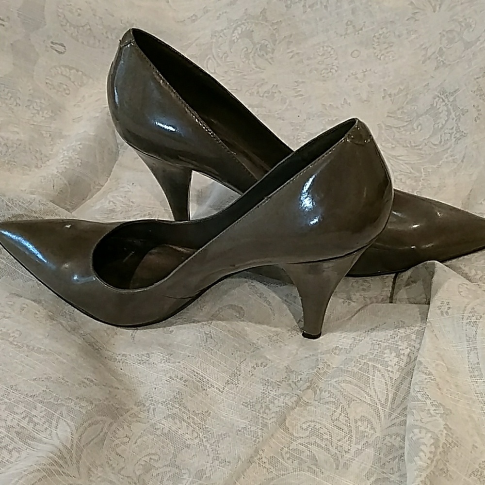 Nine West Gray Heels